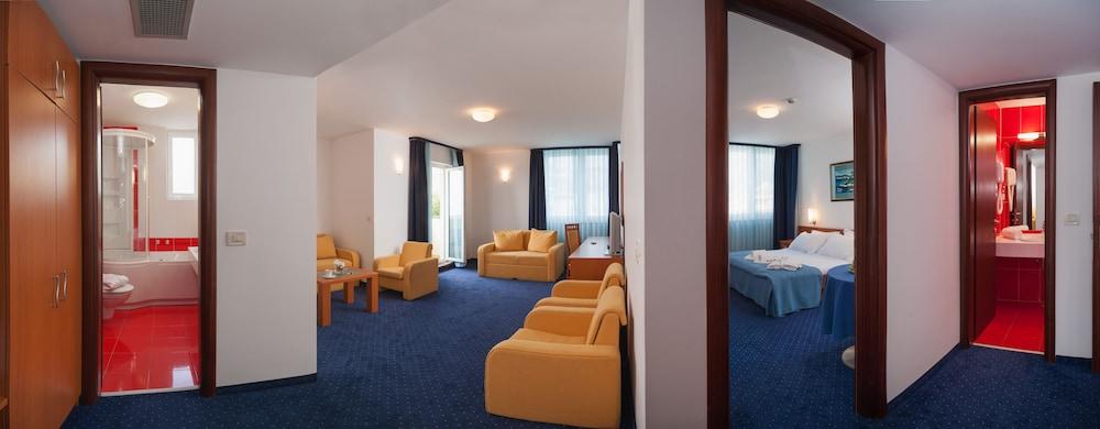 Hotel Rotondo ドニー・セゲット エクステリア 写真